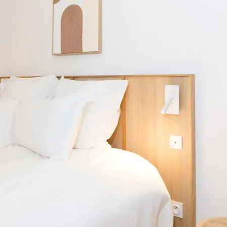 Babel Community Versailles Appart hôtel 4*