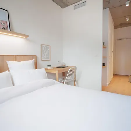 Babel Community Versailles Aparthotel